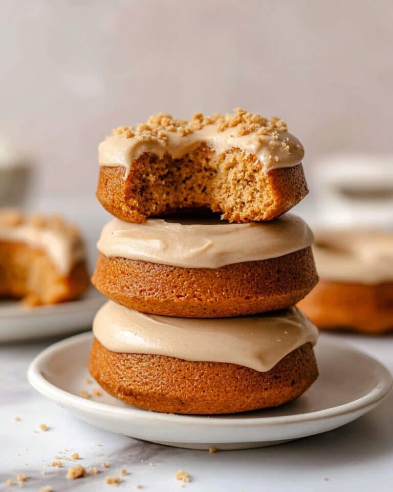 Baked Pumpkin Donuts with Cinnamon Icing Recipe