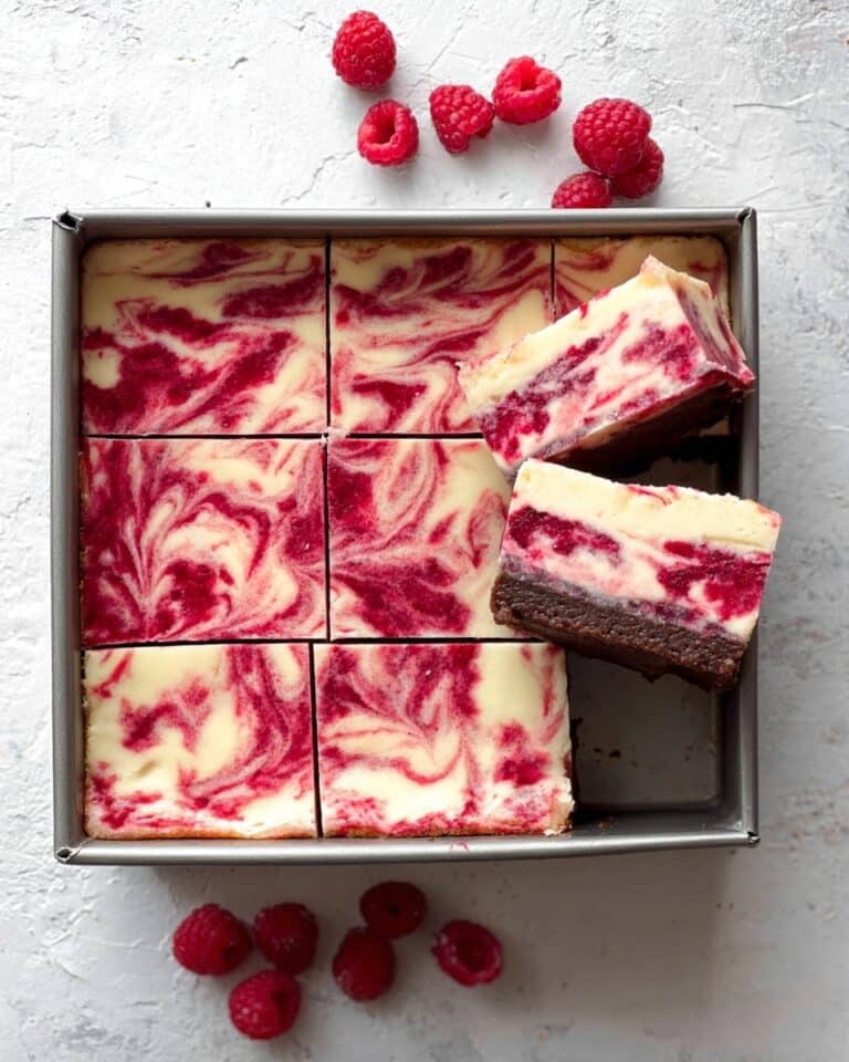 Keto White Chocolate Raspberry Cheesecake Bars Recipe